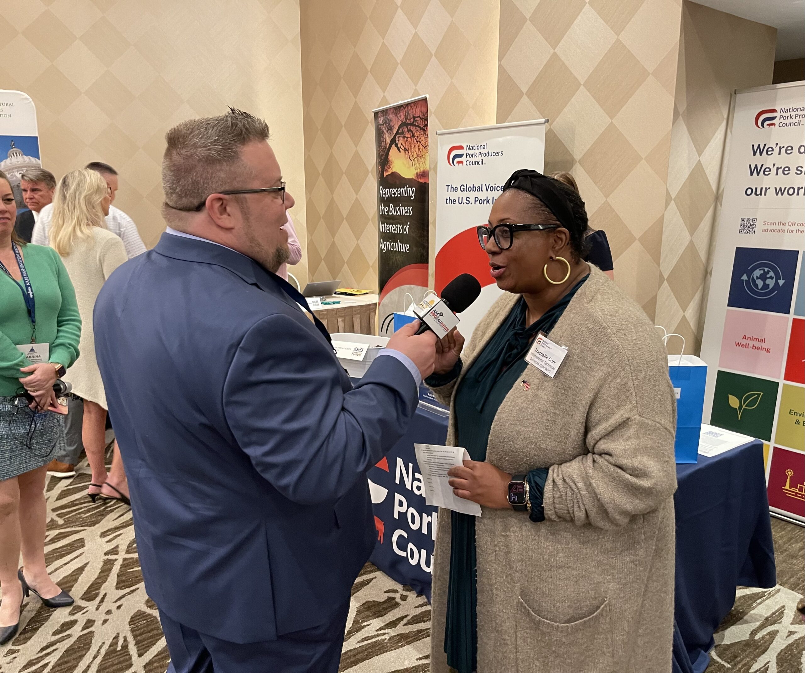 Jamie Dickerman, Ag Central Radio Network, interviewing NPPC’s International Technical Services Specialist, Dr. Trachelle Carr, at NAFB Washington Watch’s Issues Forum.