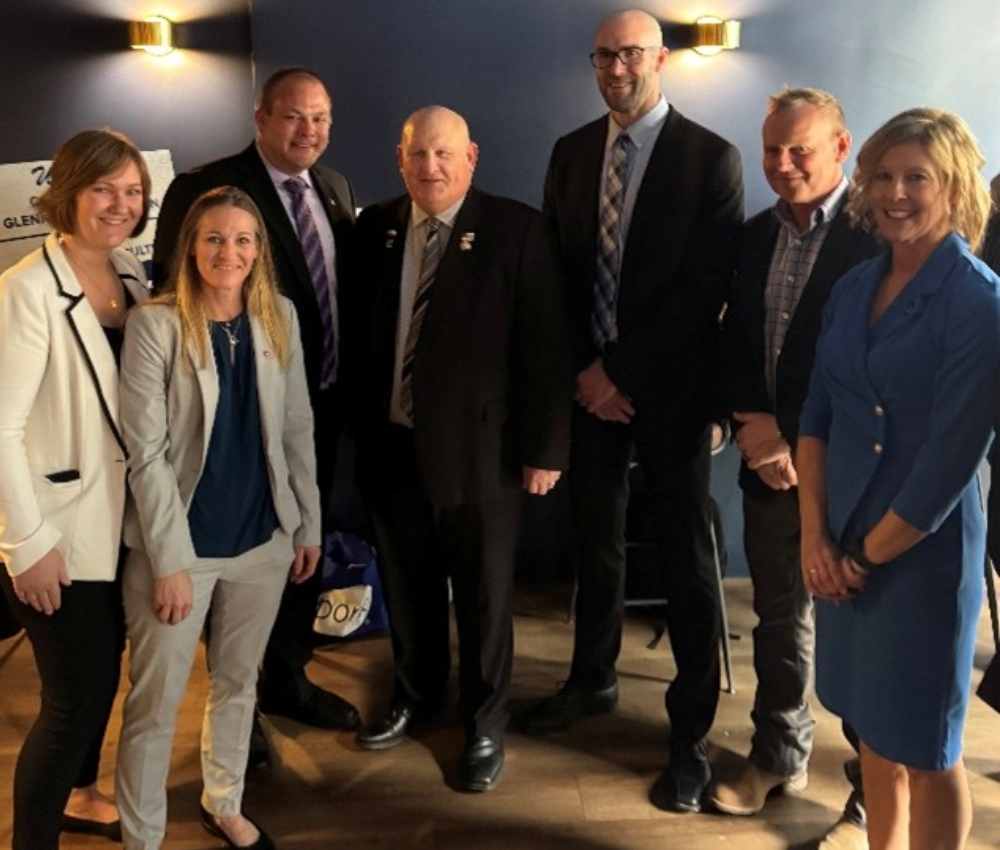 Chairman Thompson (center) meets with Illinois pork producers.