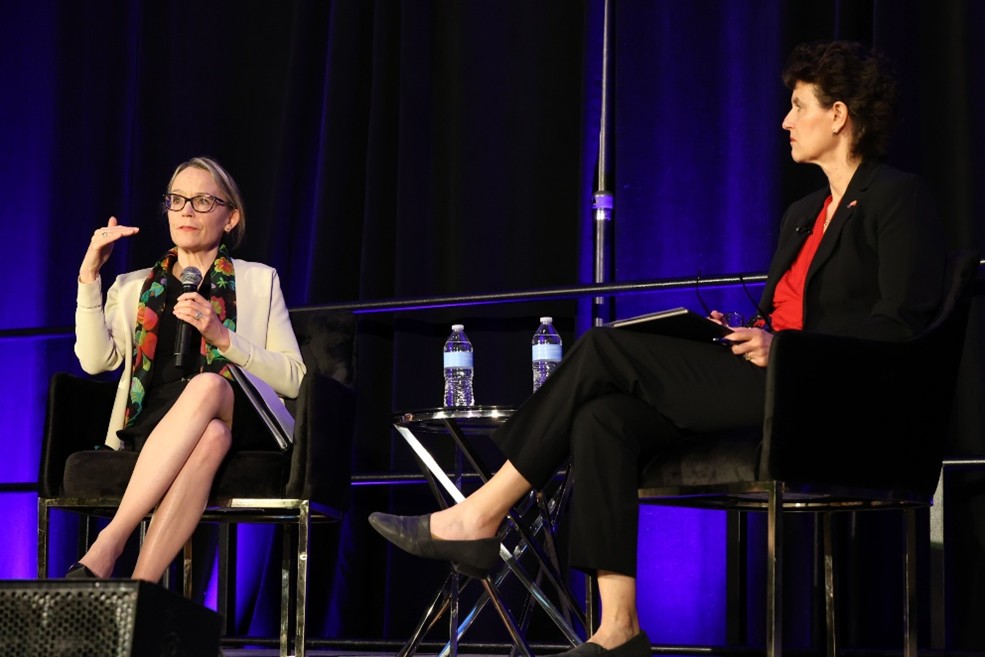 USTR Chief Agricultural Negotiator Julie Callahan (left) participates in a fireside chat at the National Pork Industry Forum with 2024–2025 NPPC President and Minnesota pork producer Lori Stevermer.